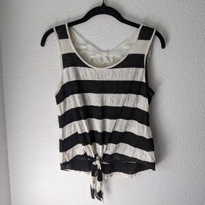 Lace Summer Tie Tank Top - Black and White